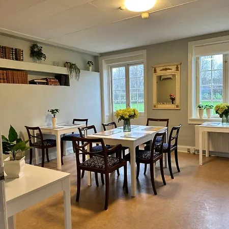 Forvalterboligen Bed & Breakfast Hadsund