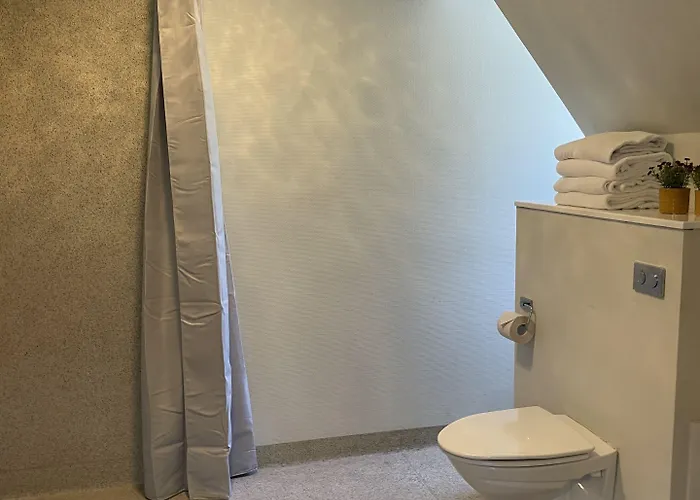 Bed & Breakfast Forvalterboligen 3*